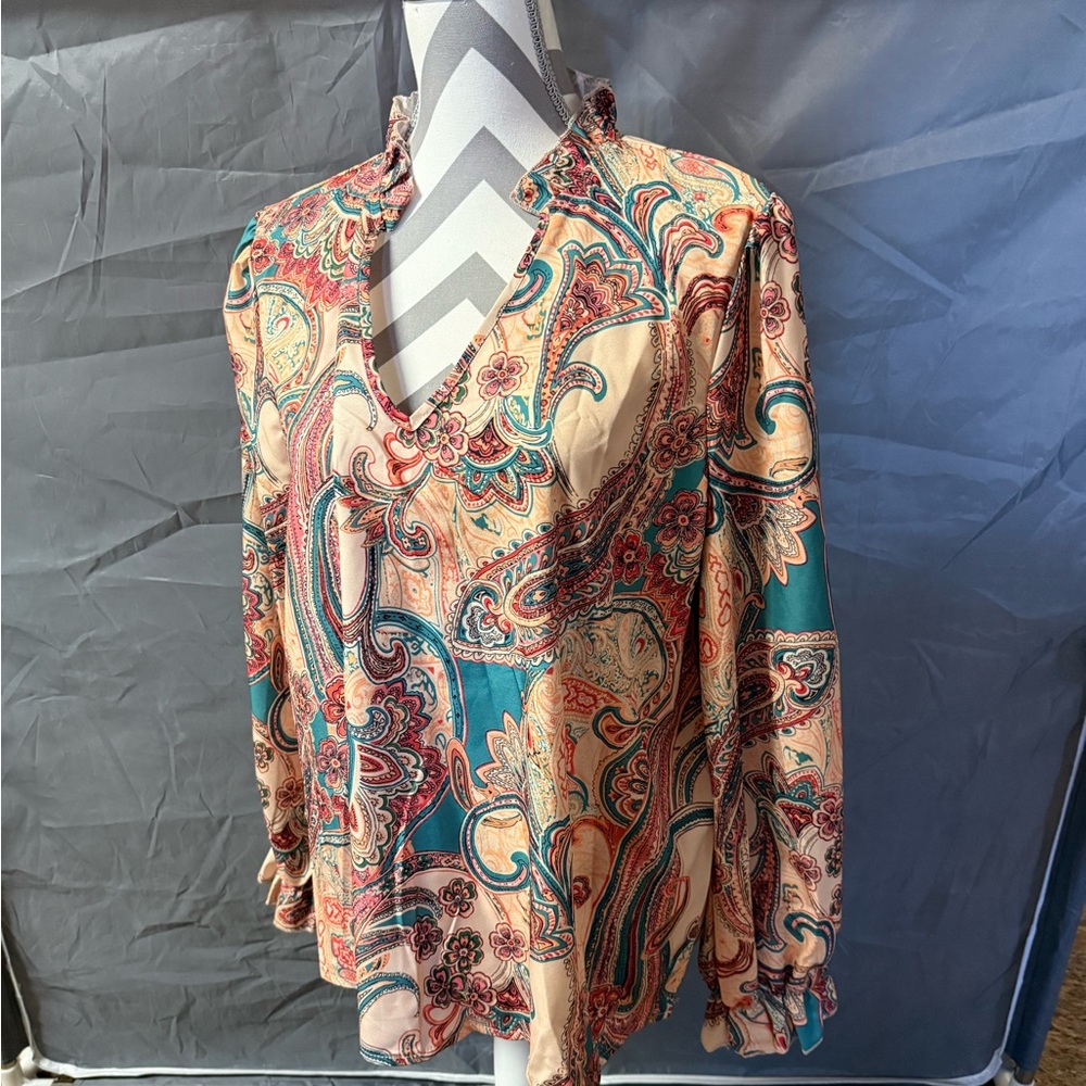 Paisley V-Neck Long Sleeve Women's Top in Teal & Cream